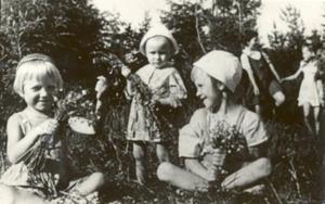 Ленинградские дети в Оричевском районе. 1943 г.